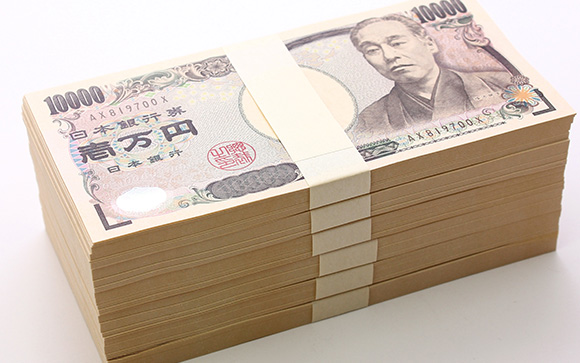 脱がない風俗の給料