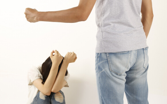 ⑥女性に誠実であるはずがない