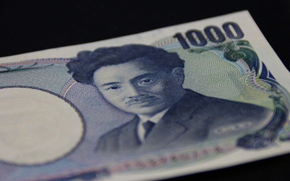 昼バイトの時給相場は1000円