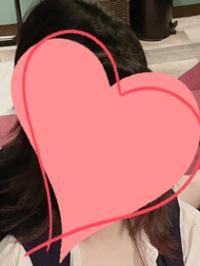 つきな