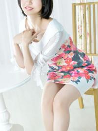 彩凪 菜々