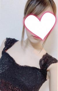 結城なな