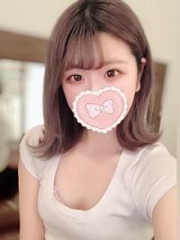 星奈ゆうな