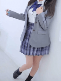 綾乃なな
